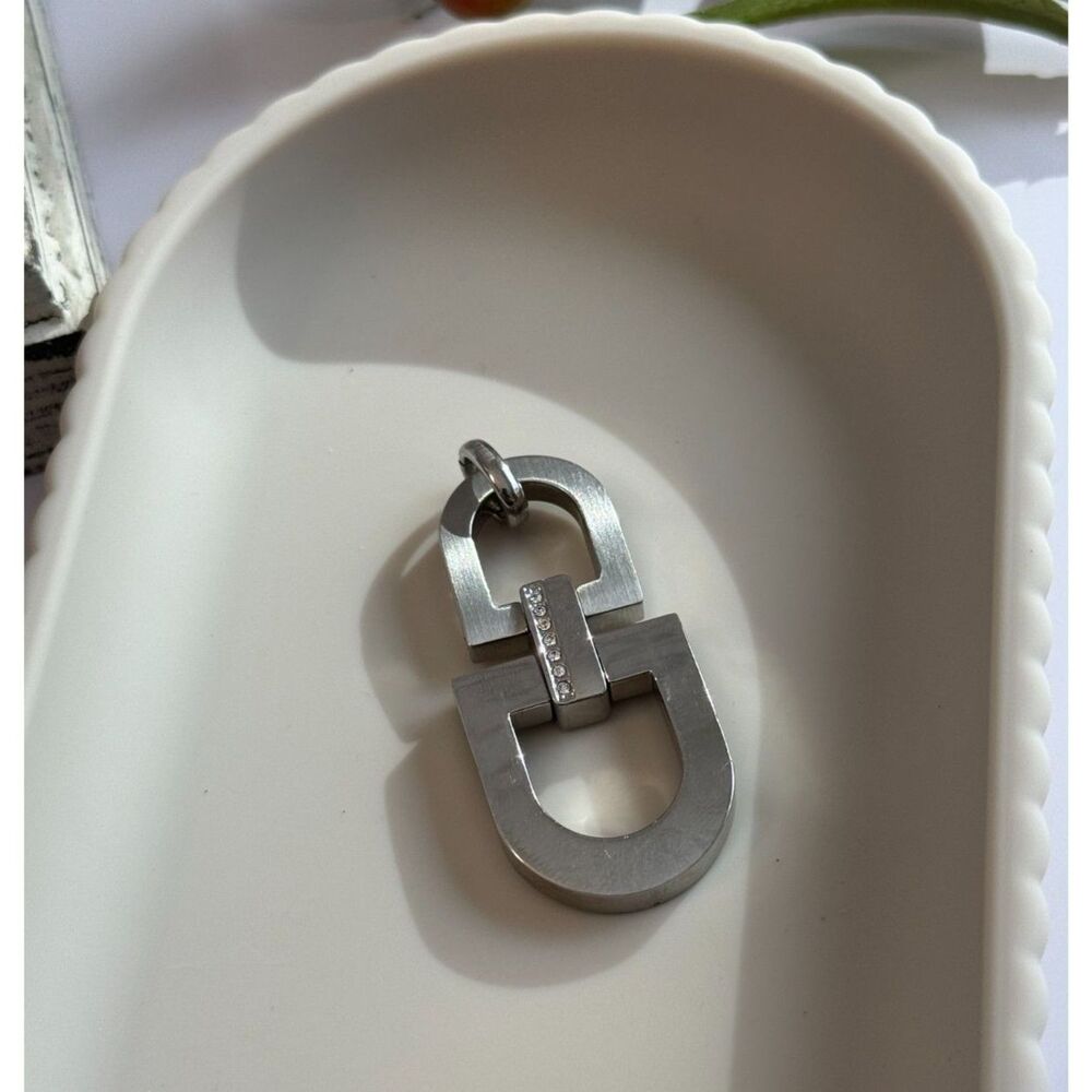 Stunning Sterling Silver & White Topaz Pendant